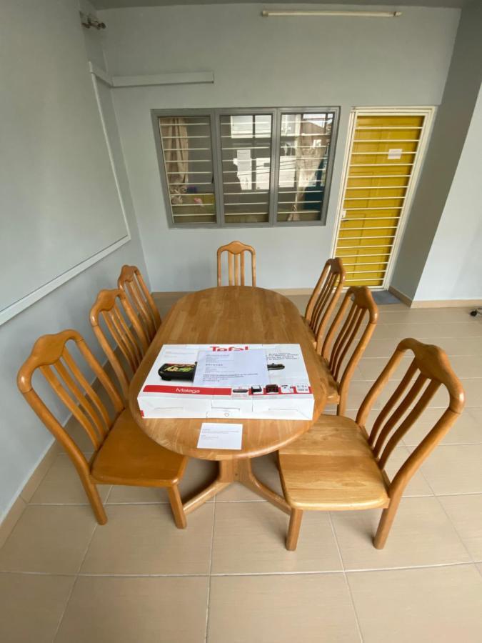 Entire Residential Home•Jia Residences Bkt Serdang沙登温暖的家 Сери-Кембанган Экстерьер фото