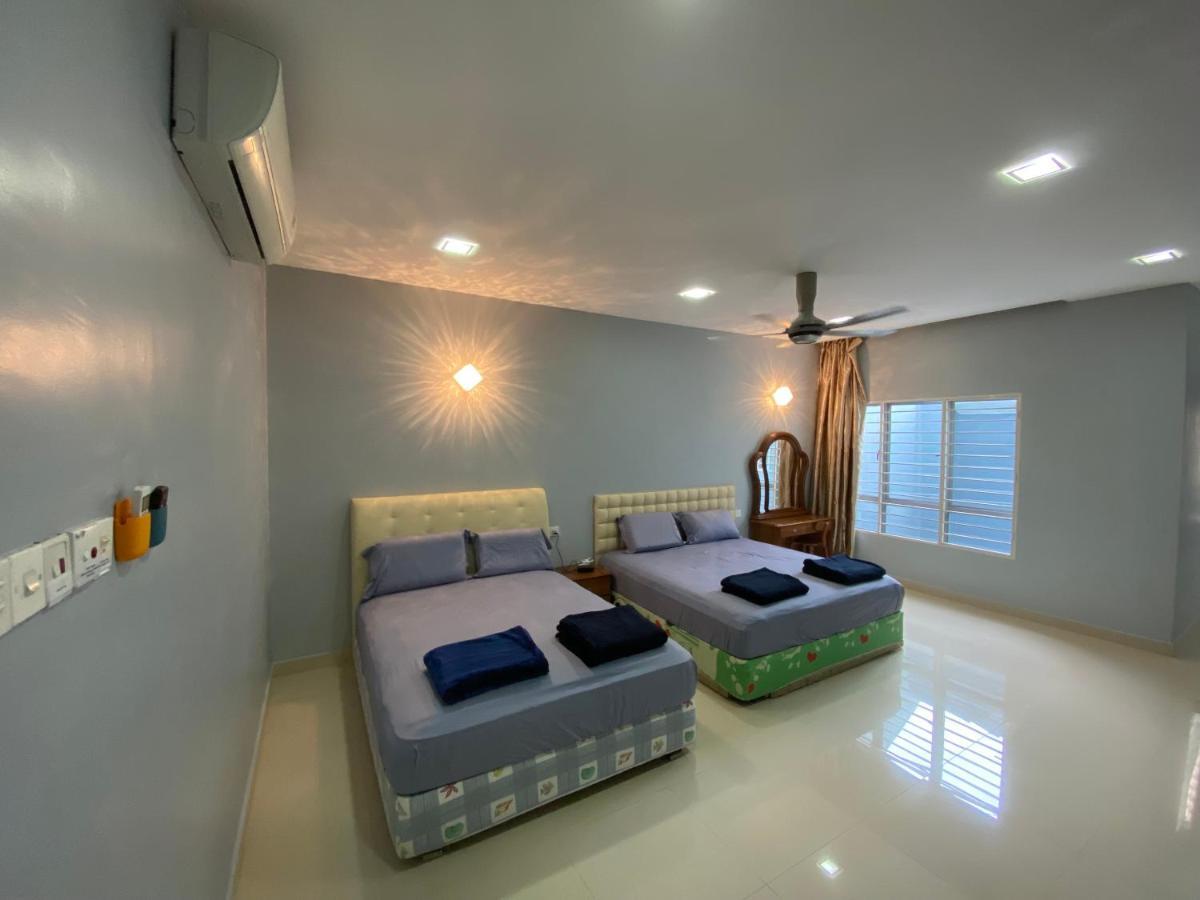 Entire Residential Home•Jia Residences Bkt Serdang沙登温暖的家 Сери-Кембанган Экстерьер фото